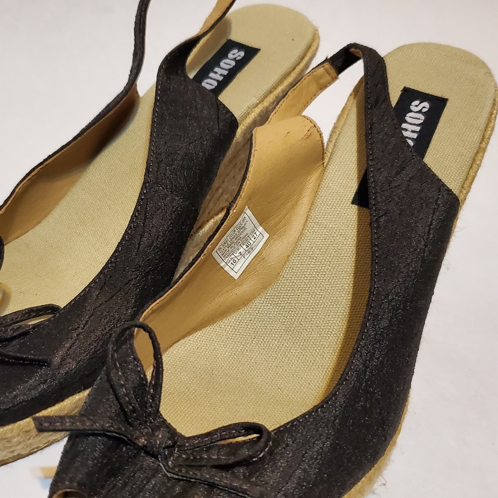 Soho Lab Wedge Sandals - Picture 3 of 5